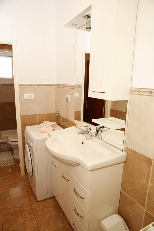 Ivic Apartments Vodice Croatia Exterior photo