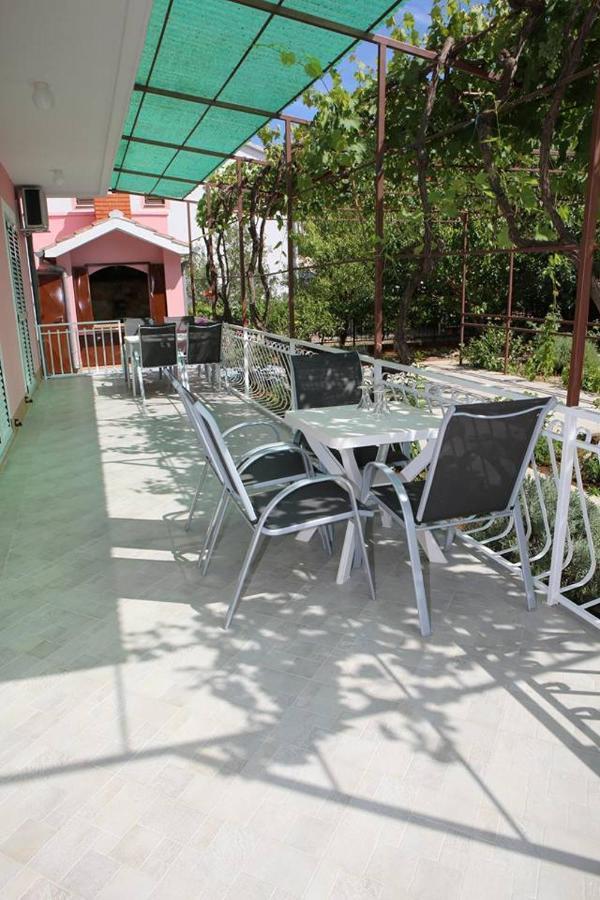 Ivic Apartments Vodice Croatia Exterior photo